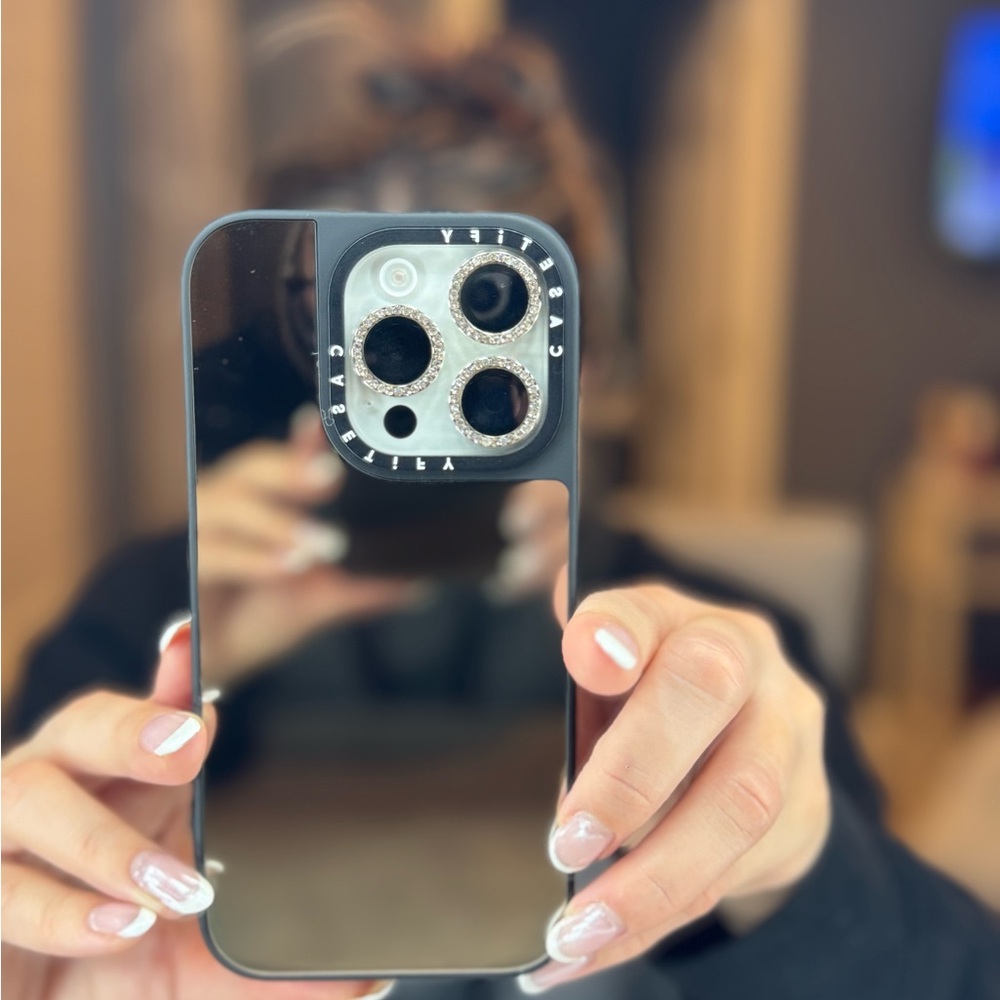 IPHONE 15 PRO MIRROR CASE - CASETIFY - NEVER USED